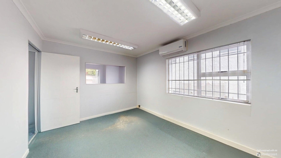 To Let commercial Property for Rent in Walmer Eastern Cape